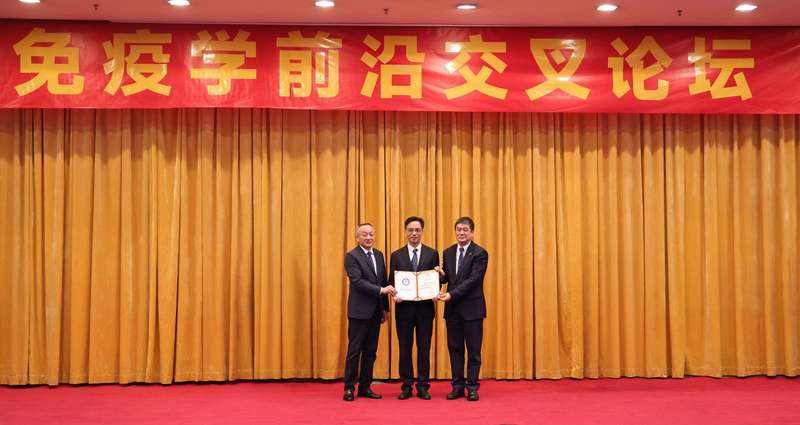 周大旺获聘暨南大学生物医学高等研究院院长。图/暨南大学